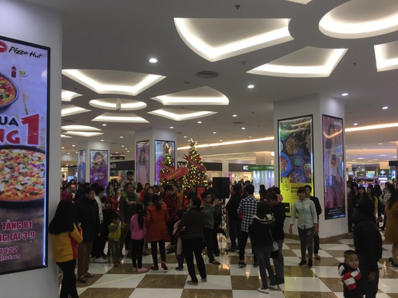 25675366_10208296078879311_629633770_n