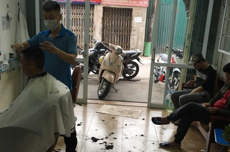 28052761_793950267464678_1211080889_n