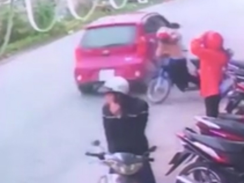 Sequence 01.Still007