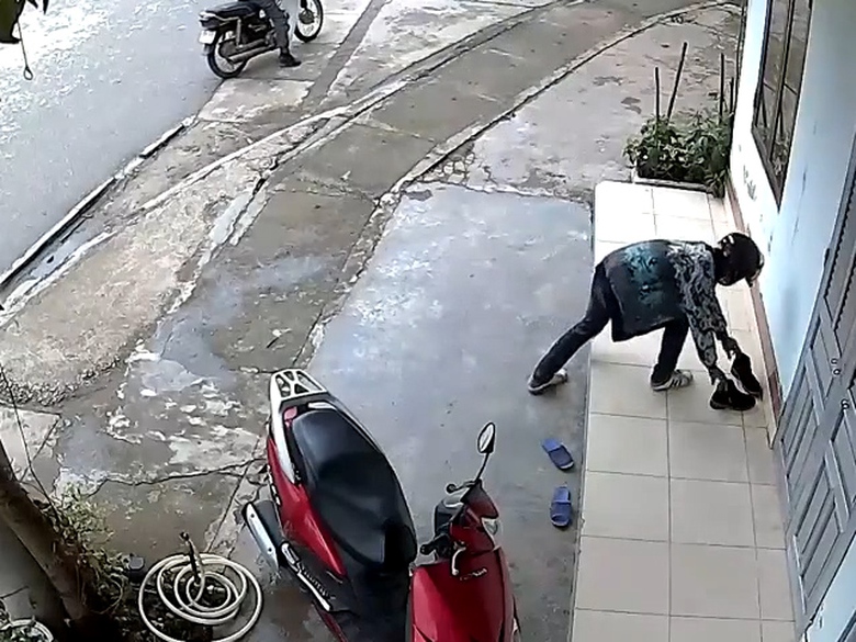 Sequence 01.Still004