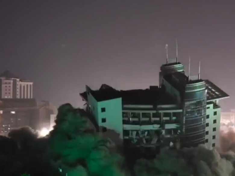 Sequence 01.Still002