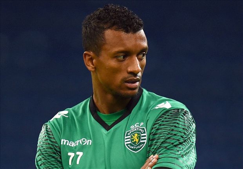 Nani muốn quay lại M.U