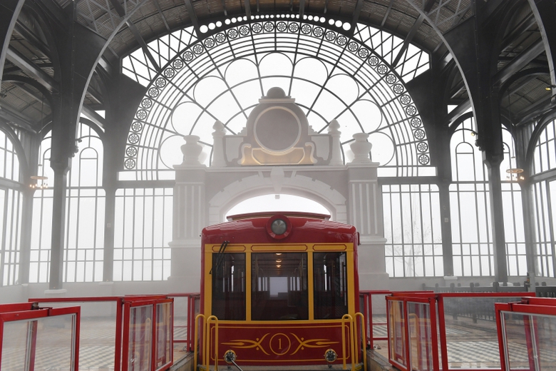 Nh&agrave; ga t&agrave;u hỏa leo n&uacute;i Mường Hoa (1)