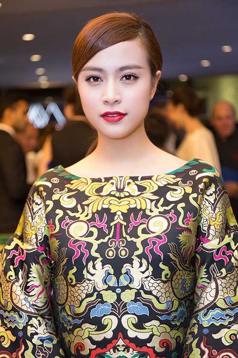 hoang thuy linh (1)