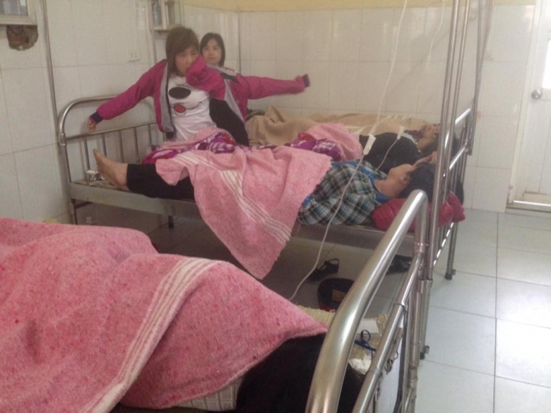 c&ocirc;ng nh&acirc;n ngộ độc thực phẩm