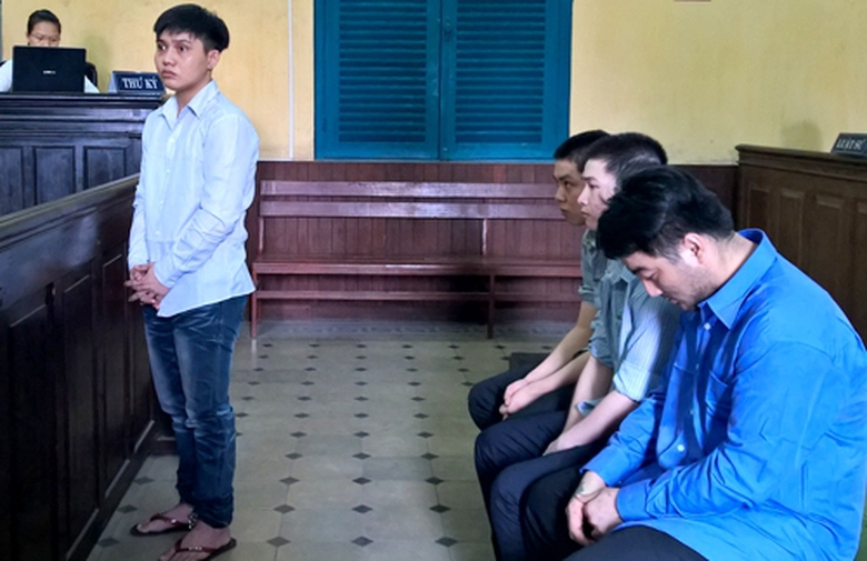 trom-cho-4301-1429607760