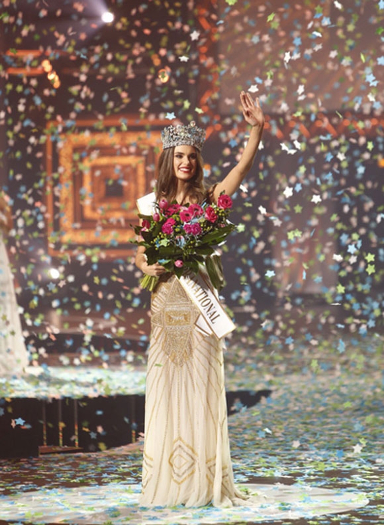 hoa-hau-sieu-quoc-gia-1-ngoisao.vn