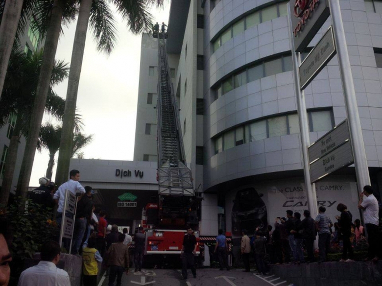 12498968_594265700723497_1427023356_n