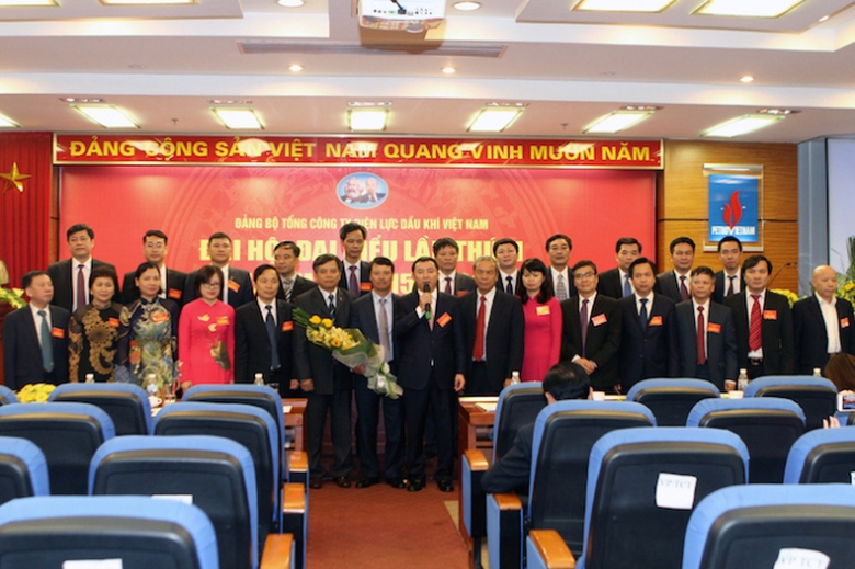 ra mat ban chap hanh