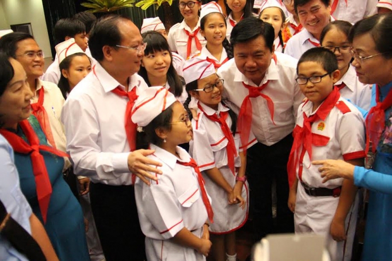 bi thu dinh la thang 