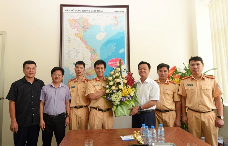 Ph&ograve;ng CSGT Đường bộ - Đường sắt, c&ocirc;ng an TP H&agrave; nội