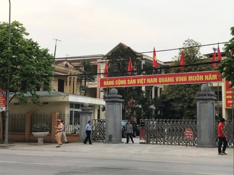 Doi thoai o my duc, chu tich nguyen duc chung