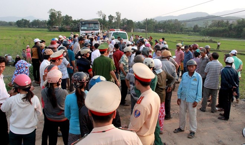 221_Anh_2_Xe_tai_tong_chet_nguoi_gui