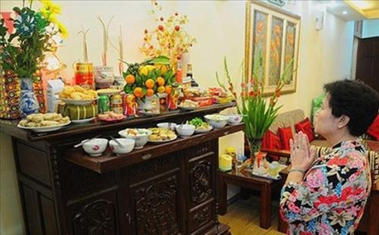 Ram-thang-Gieng-Cung-vao-ngay-14-hay-15-va-gio-nao