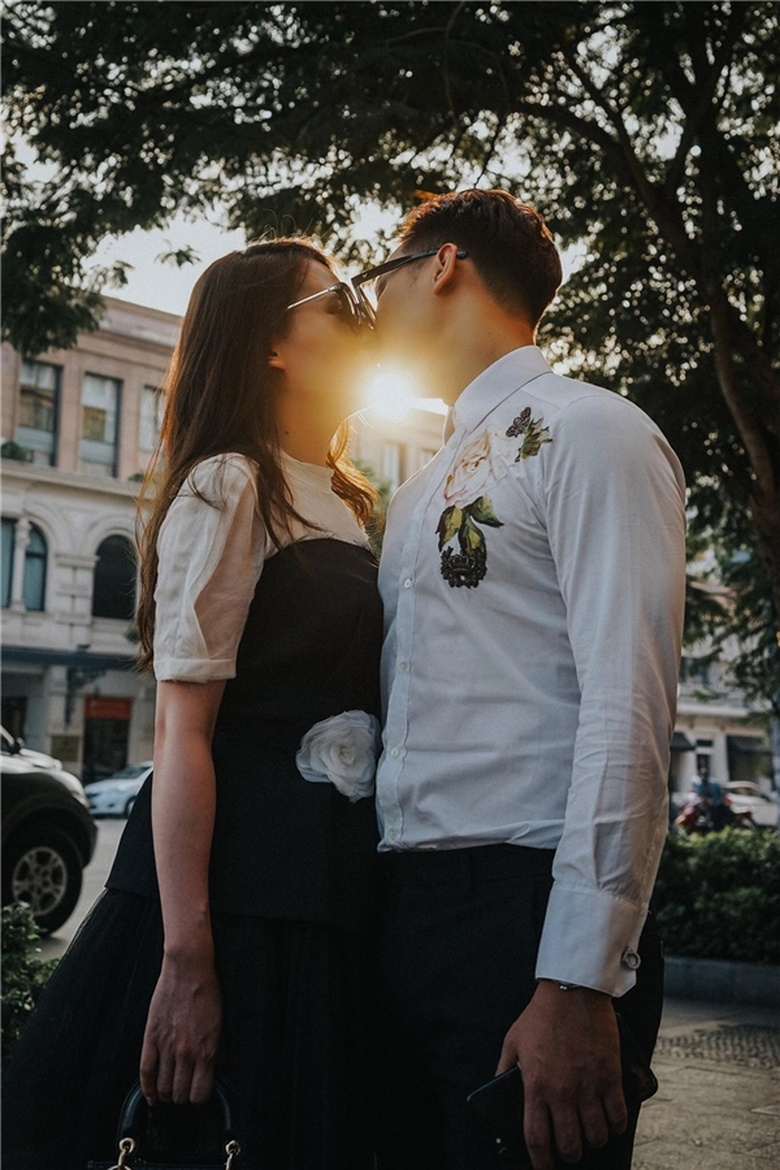 mc-thanh-trung-va-ban-gai-9x-to-chuc-dam-cuoi-vao-