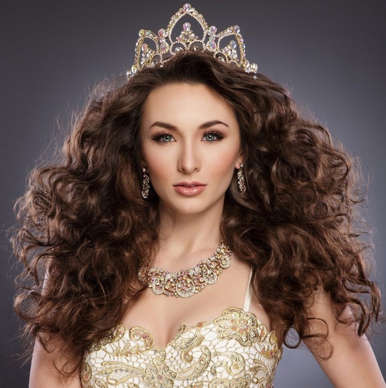 corrin-stellakis-new-york