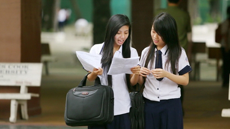 ha-diem-chuan-vao-lop-10-chuyen-ha-noi