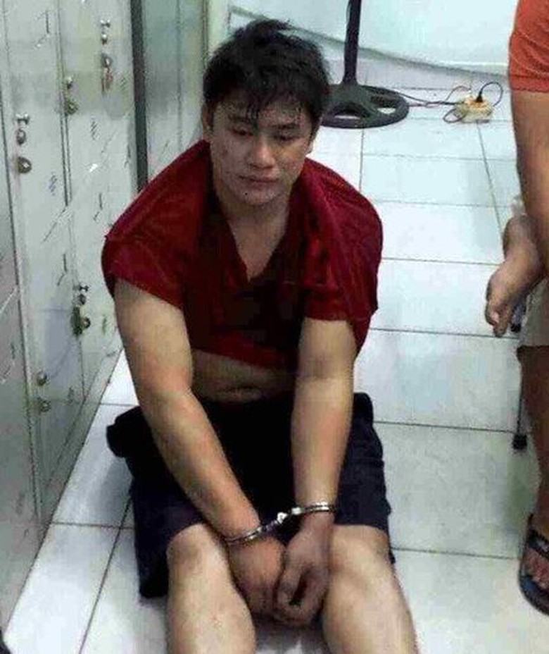 090649-nghi-can-giat-hiep-si