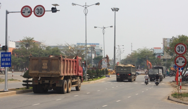 Xe-ben-giam-toc-sau-lap-bien-han-che-toc-do