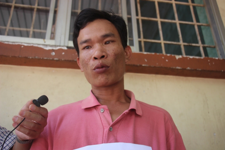 be-so-sinh-nhiem-trung-nguy-kich-nguoi-nha-to-benh