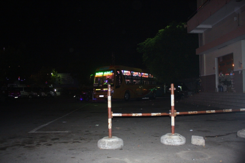 bat-nhao-quy-dinh-tai-ben-xe-quy-nhon-1