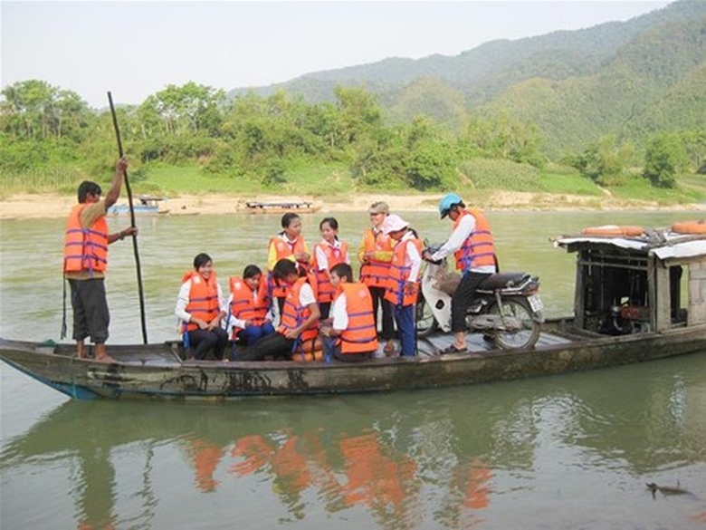 Tang-cuong-giam-sat-hoat-dong-van-chuyen-khach-du-