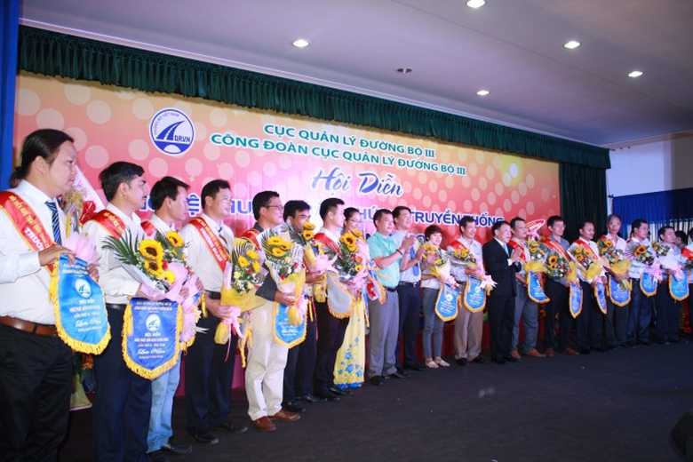 Dac-sac-Hoi-dien-nghe-thuat-quan-chung-Cuc-QLDB-II