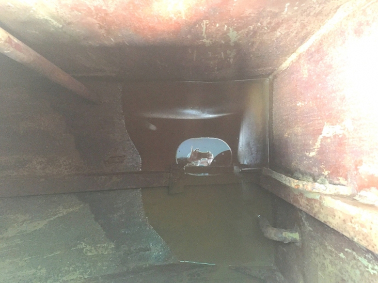 Tau-thep-khung-vua-dong-da-hong-9