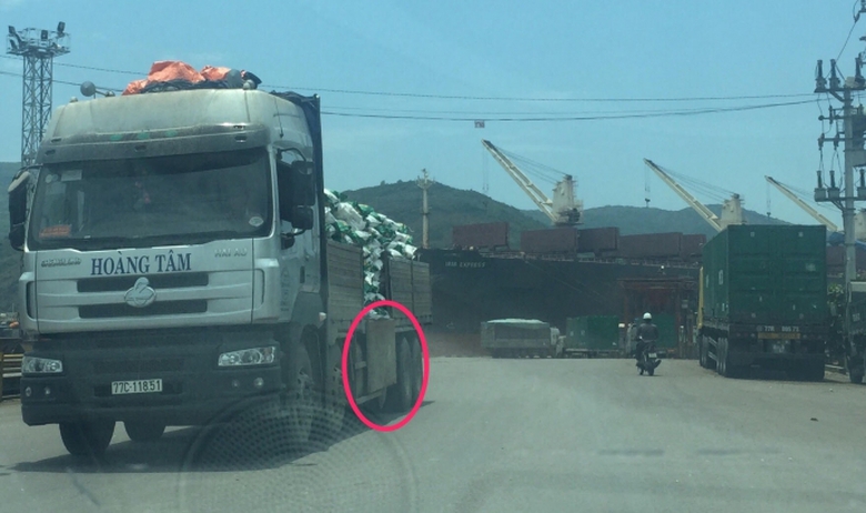 Tan-thay-xe-quan-tai-tra-hinh-nhan-nhan-cang-Quy N