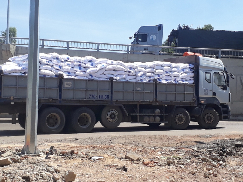 Tan-thay-xe-quan-tai-tra-hinh-nhan-nhan-cang-Quy N