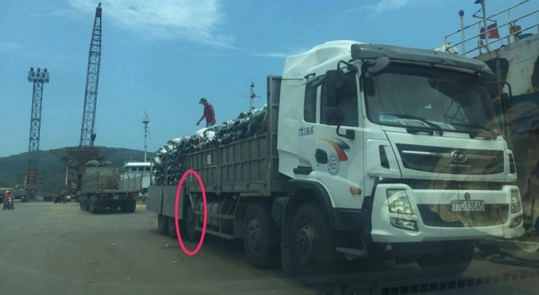 Xe-tra-hinh-qua-tai-o-cang-Quy-Nhon-12