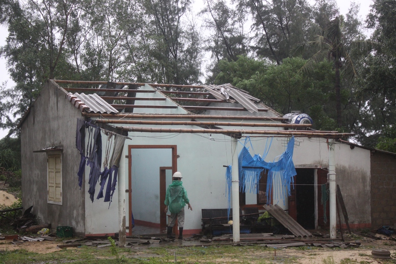 Quang-Tri-thiet-hai-800-ty-do-bao-so-10