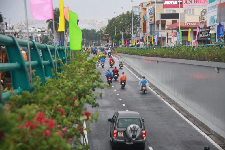 Thong-xe-ham-chui-Chu-tich-Da-Nang-thuong-nong-9