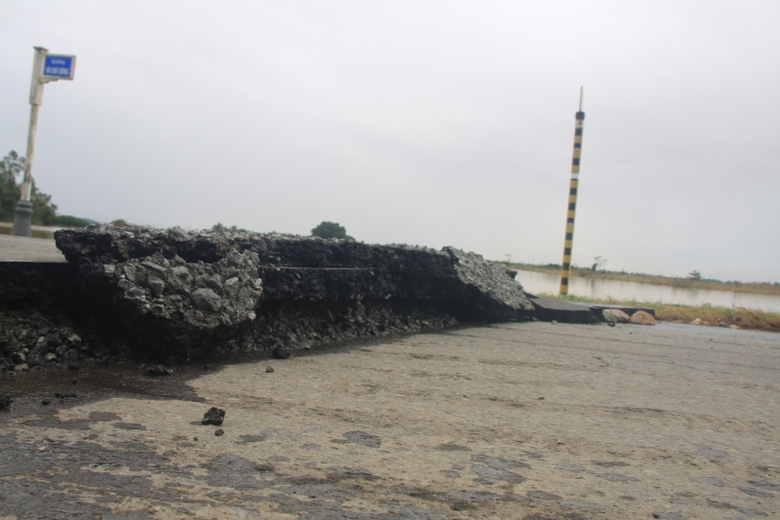 Giao-thong-Quang-Nam-vo-tran-do-mua-lu-4