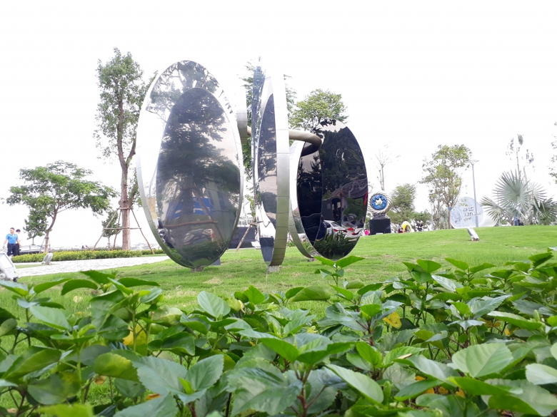 Cong-vien-vuon-tuong-APEC-dep-nao-long-tai-Da-Nang