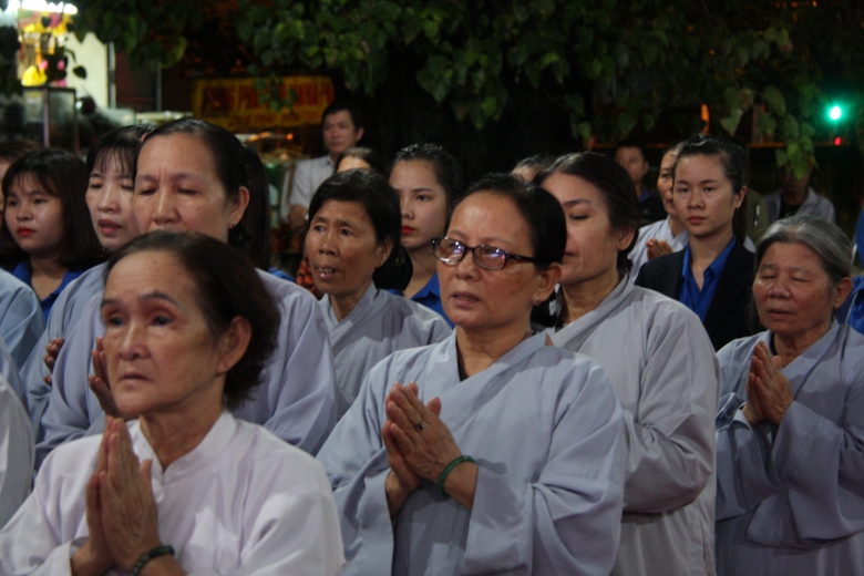 Xuc-dong-Le-tuong-niem-cac-nan-nhan-TNGT-9