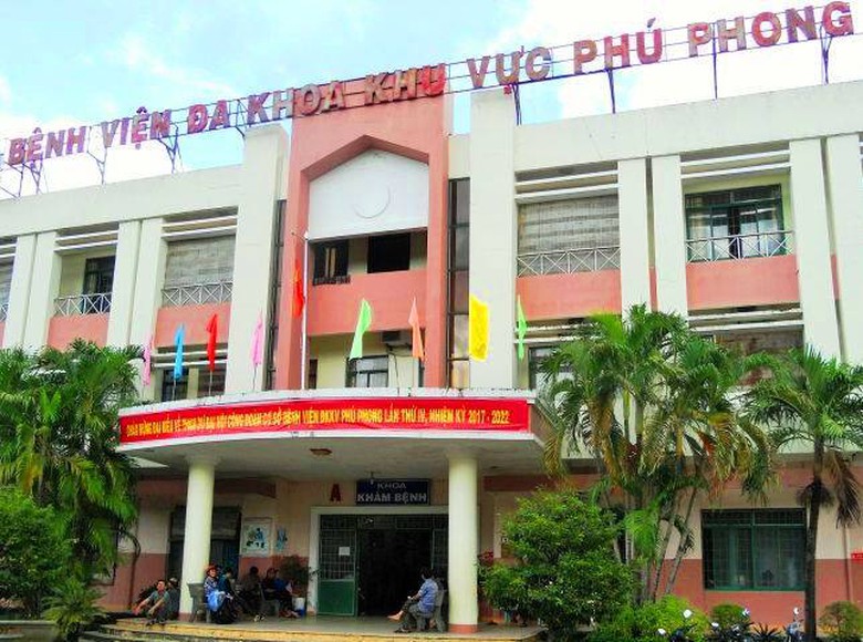 Cat-hop-dong-con-trai-giam-doc-BV-duoc-bo-nhim-sai