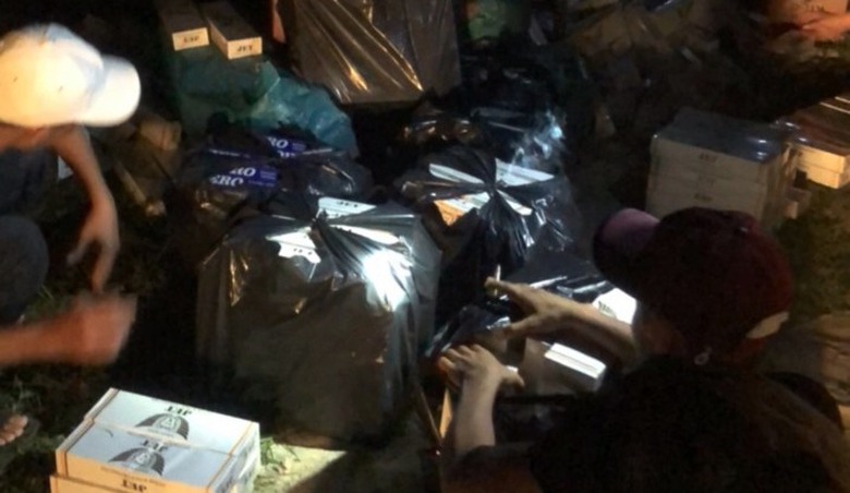 Truy-tim-o-to-cho-hang-lau-lao-vao-CSGT