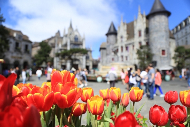 Nguoi-Quang-Nam-Da-Nang-duoc-du-lich-Ba-Na-gia-re-