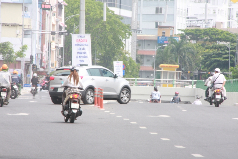 Nut-giao-Tay-cau-song-Han-ra-sao-ngay-dau-b0-den-d