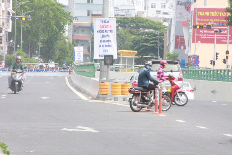 Nut-giao-Tay-cau-song-Han-ra-sao-ngay-dau-b0-den-d