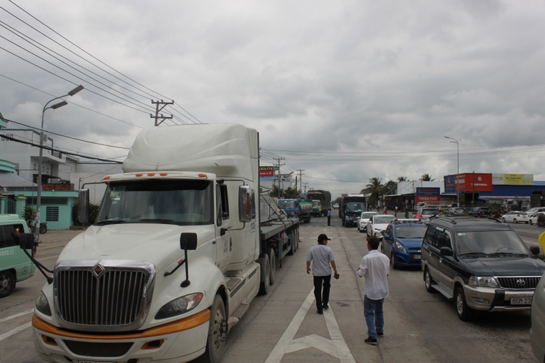 Một số trường hợp t&agrave;i xế dừng xe đ&ograve;i giảm gi&aacute; v&eacute;, 