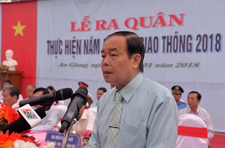 an-giang-le-ra-quan-nam-an-toan-giao-thong-2018 1.
