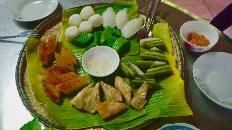 b&aacute;nh d&acirc;n gian chị bảy