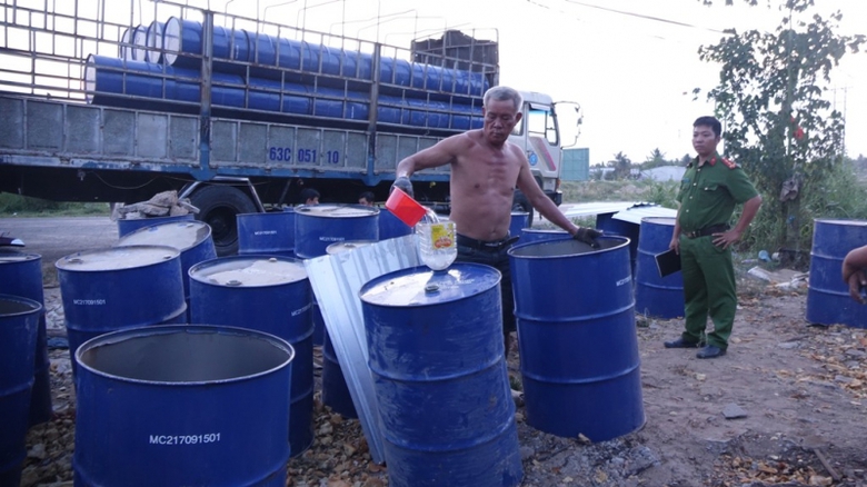 lây chất thải