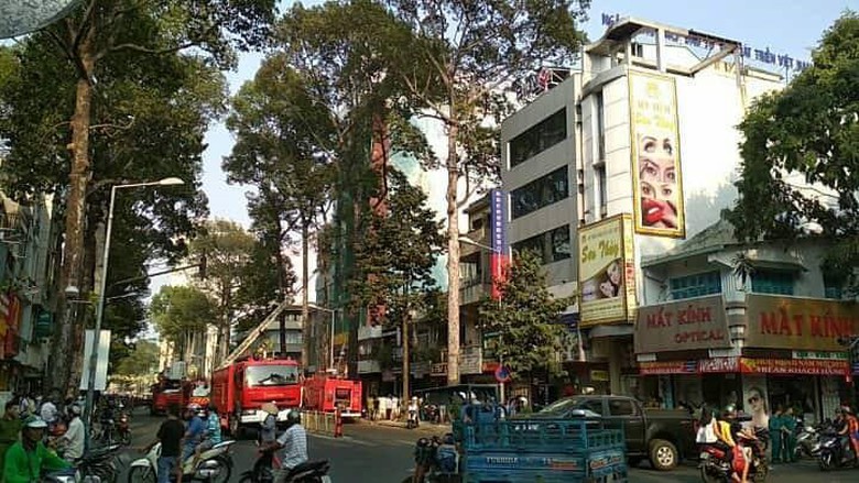 29138342_1218374238297680_510043338_n