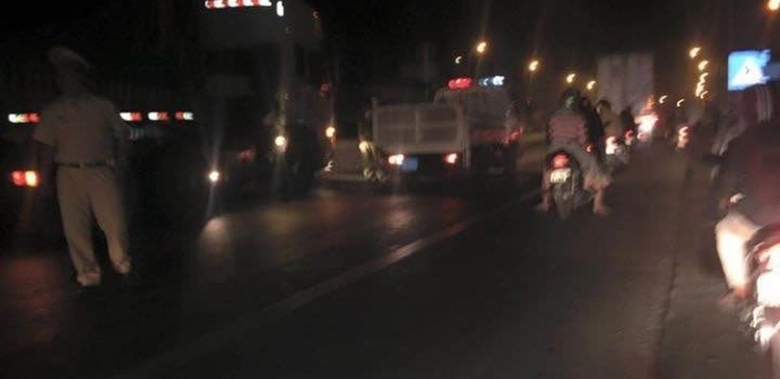 long-an-va-cham-voi-container-mot-thanh-nien-tu-vo