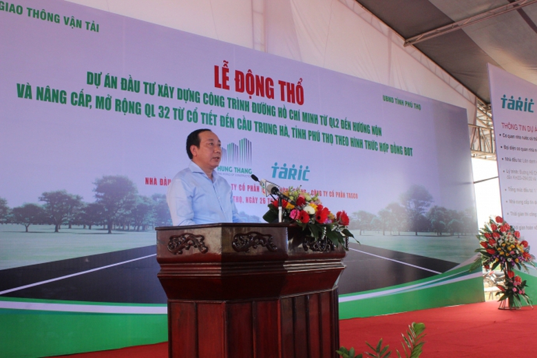 Thứ trưởng Nguyễn Hồng Trường y&ecirc;u cầu r&uacute;t tiến độ 