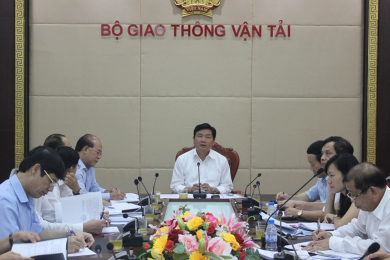 Bộ trưởng Đinh La Thăng chủ tr&igrave; cuộc họp chiều nay