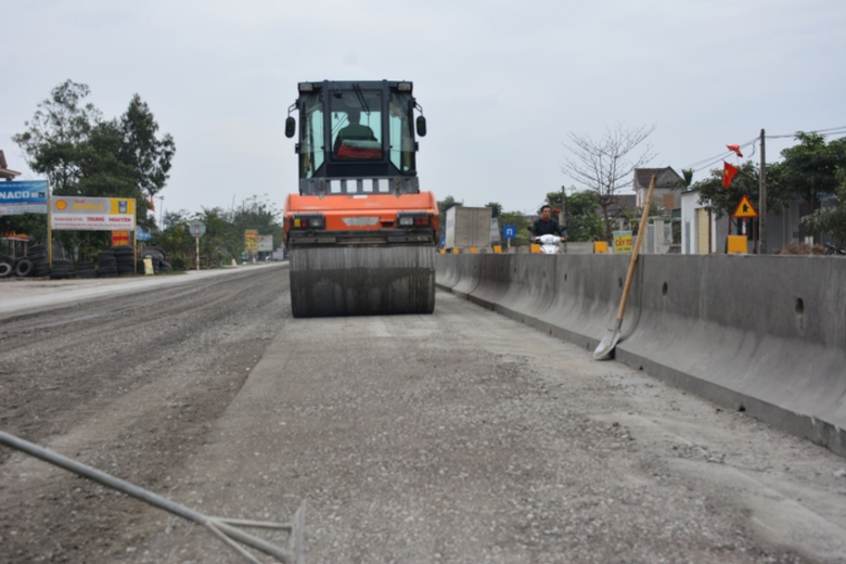 m&aacute;y lu b&aacute;nh trơn tạo phẳng